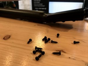 Screws from the guitarhero controller was used